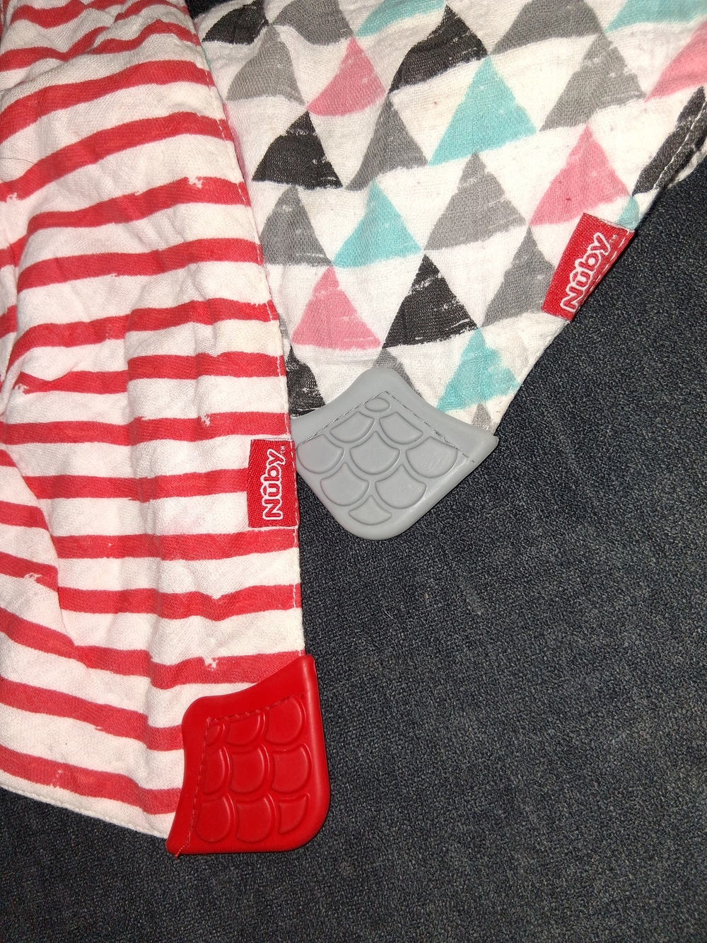 Kids Teething Corner Bibs - Red & Gray